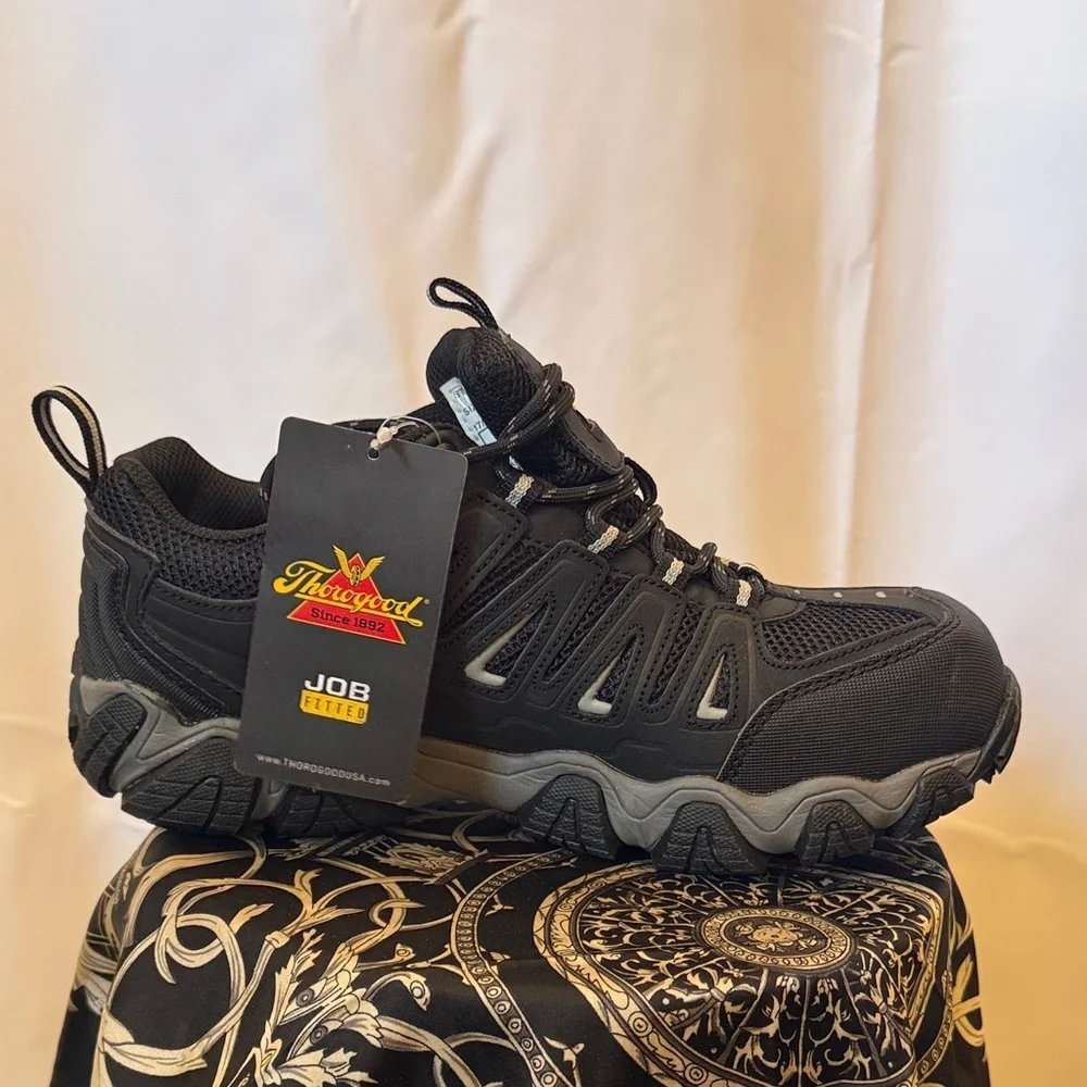Thorogood crosstrex safety toe work shoes